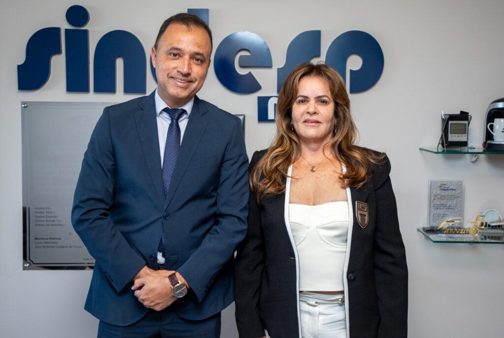 Dr. Campidelli e Maria Aparecida de Medeiros - Foto: Robson Mariz